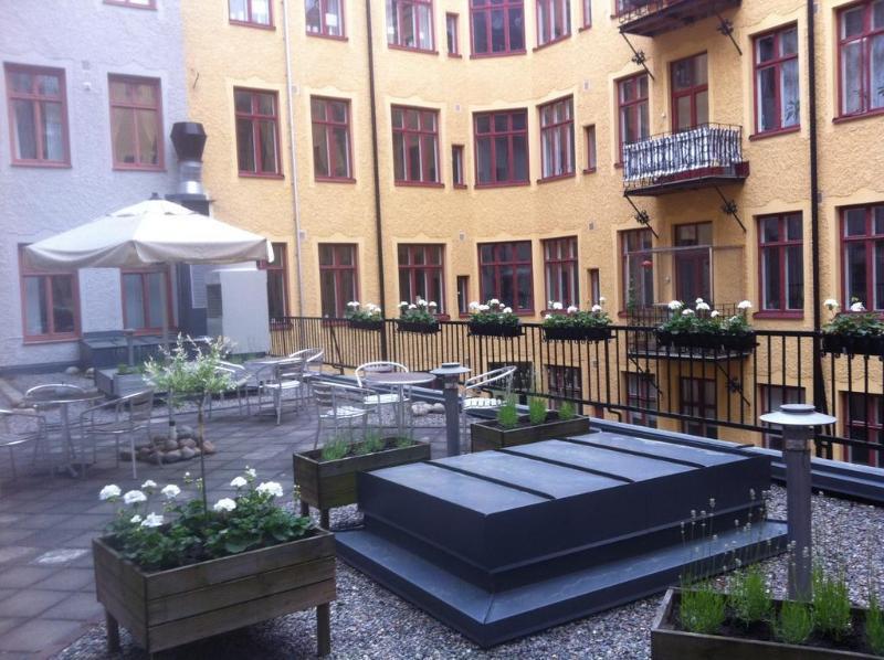 Hotel Oerebro Exterior photo